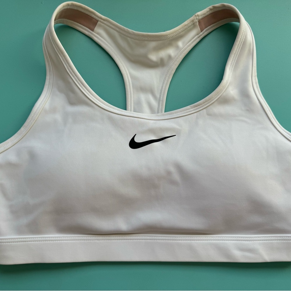 Nike M sports bra❗️never worn!